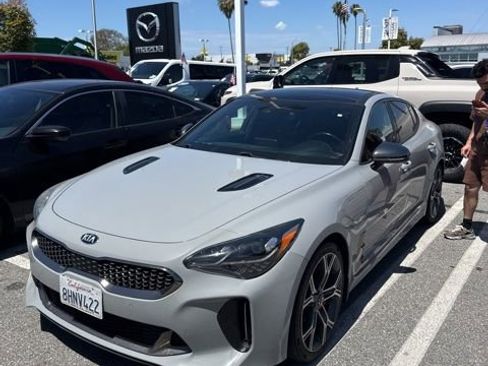 Used 2019 Kia Stinger GT1 RWD image 1