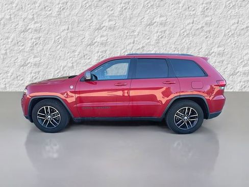 Used 2017 Jeep Grand Cherokee Trailhawk image 6