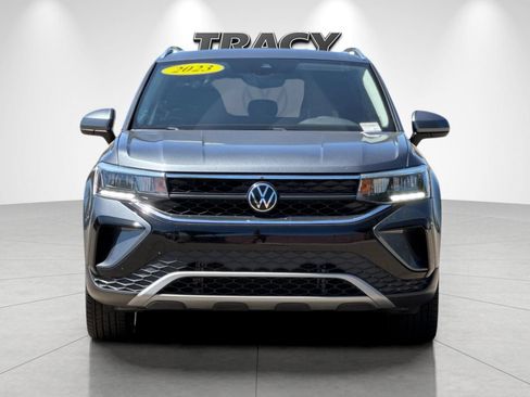 Used 2023 Volkswagen Taos SE FWD image 9