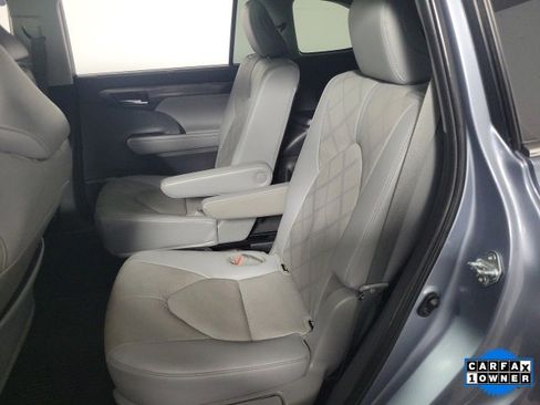 Used 2021 Toyota Highlander Platinum image 23