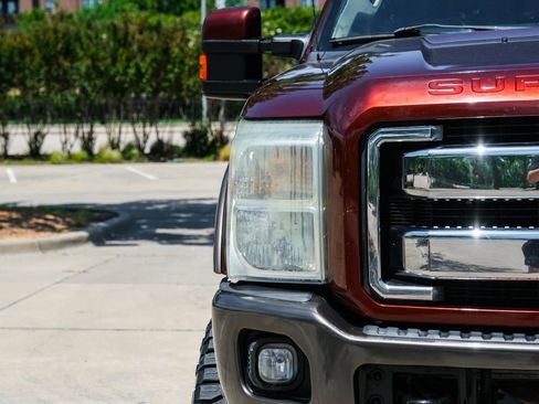 Used 2015 Ford F250 King Ranch w/ FX4 Off-Road Package AWD/4WD image 5