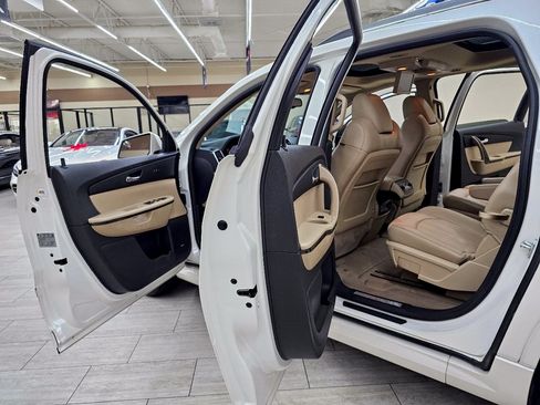 Used 2012 GMC Acadia Denali FWD image 16