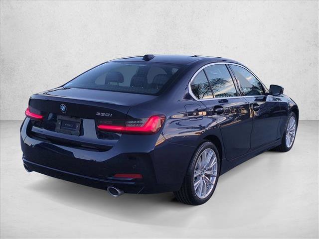 Used 2024 BMW 330i Sedan w/ Convenience Package RWD image 5