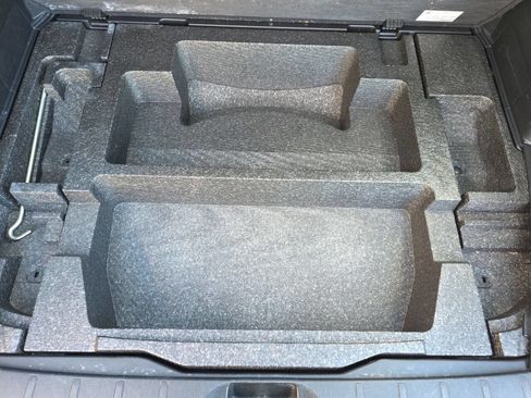 Used 2015 Subaru Forester 2.5i w/ Alloy Wheel Package image 22