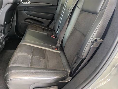 Used 2020 Jeep Grand Cherokee Altitude RWD image 19