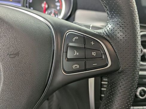 Used 2019 Mercedes-Benz CLA 250 4MATIC image 19