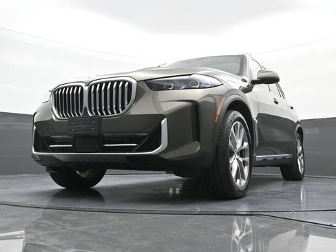 Used 2026 BMW X5 xDrive40i w/ Premium Package AWD/4WD image 23