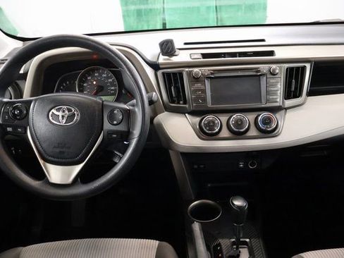 Used 2014 Toyota RAV4 LE image 12