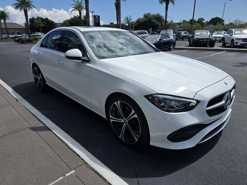 Used 2024 Mercedes-Benz C 300 Sedan image 4