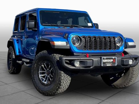 Used 2024 Jeep Wrangler Unlimited Rubicon image 3