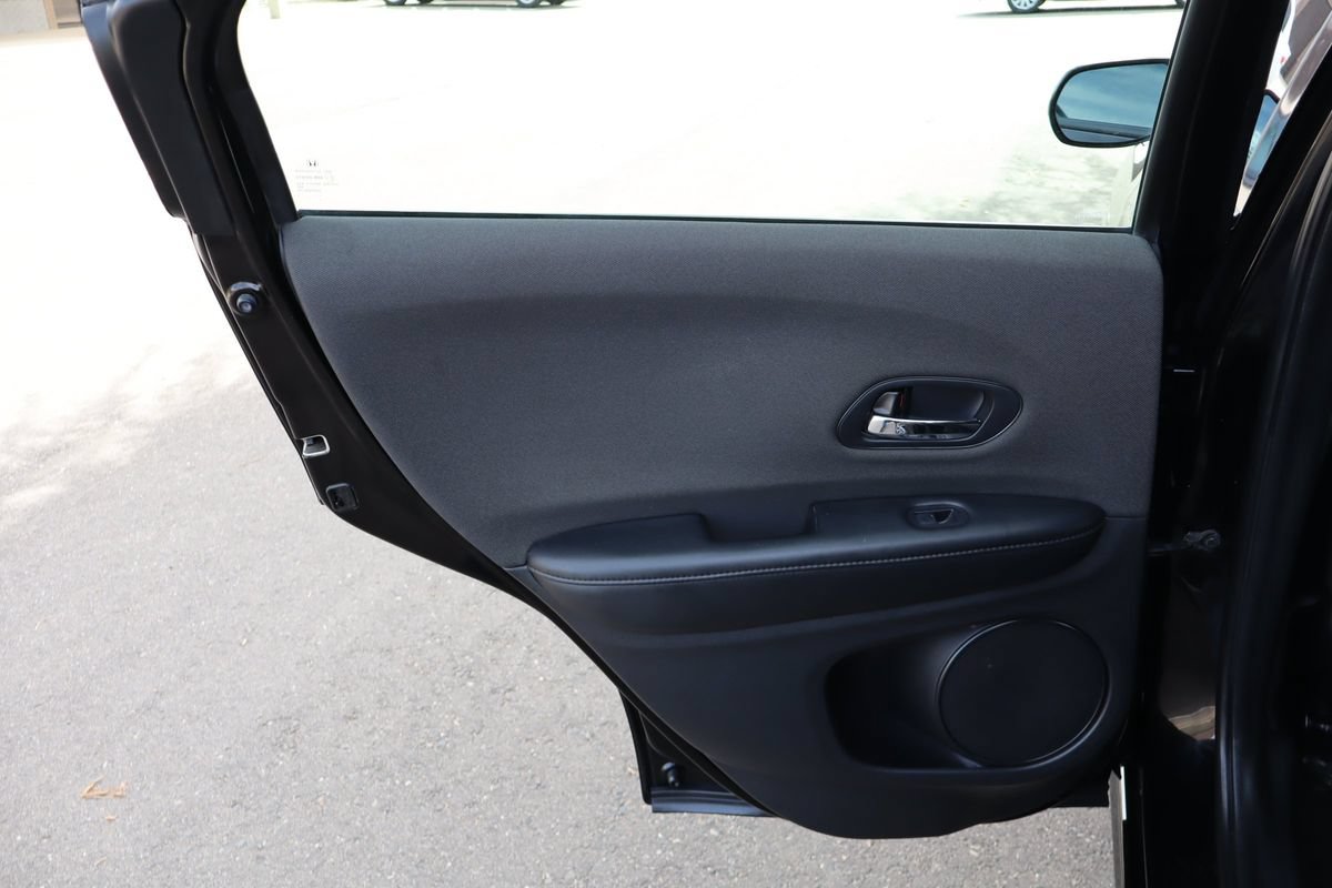 Used 2019 Honda HR-V Sport image 23