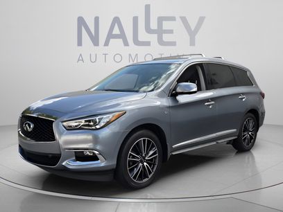 Used 2017 INFINITI QX60 FWD w/ Deluxe Technology Package