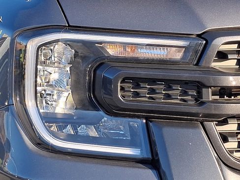 Used 2025 Ford Ranger XLT w/ FX4 Off-Road Package image 9