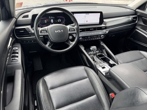 Used 2023 Kia Telluride S image 17