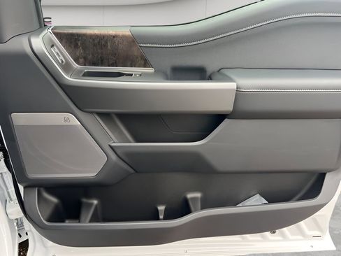 New 2026 Ford F350 Lariat w/ Lariat Premium Package image 11