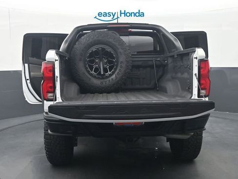 Used 2024 Chevrolet Colorado ZR2 w/ ZR2 Bison Edition AWD/4WD image 40