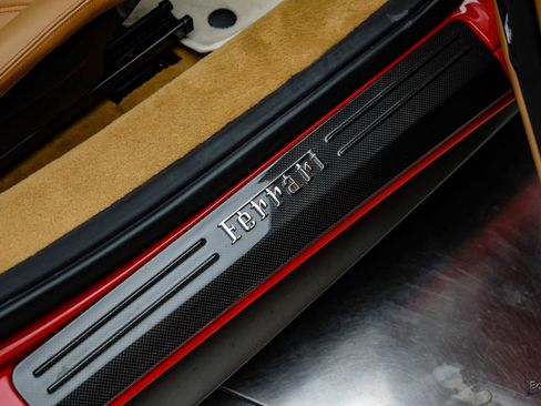 Used 2013 Ferrari 458 Spider image 69