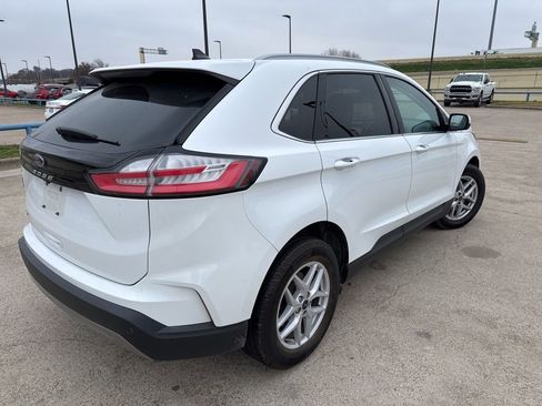 Used 2021 Ford Edge SEL w/ Convenience Package image 11