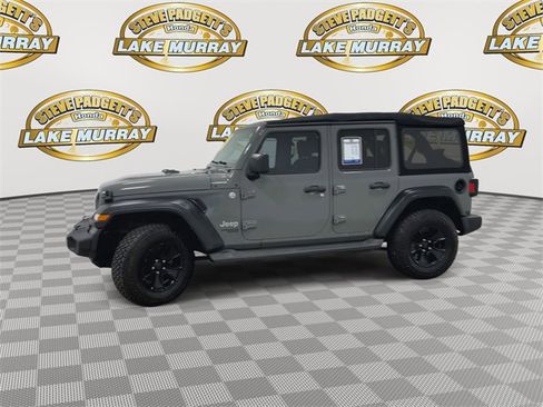 Used 2018 Jeep Wrangler Unlimited Sport S image 8