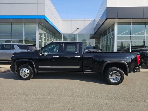 New 2026 Chevrolet Silverado 3500 High Country w/ High Country Premium Package AWD/4WD image 4