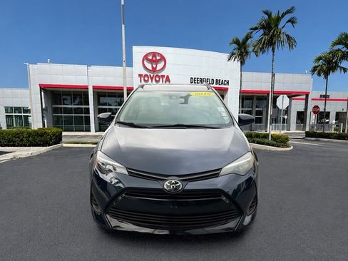 Used 2019 Toyota Corolla LE FWD image 2