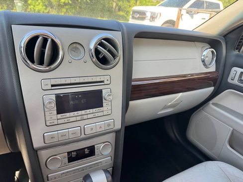 Used 2007 Lincoln MKZ FWD image 18