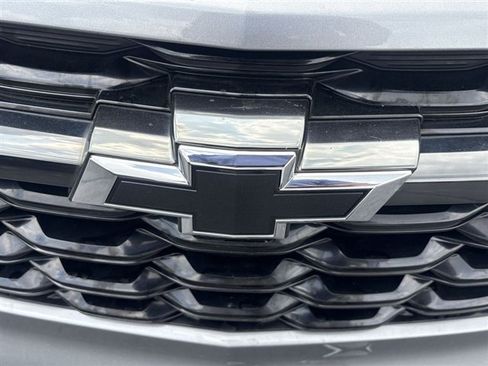 Certified 2024 Chevrolet Trax RS w/ Driver Confidence Package FWD image 28