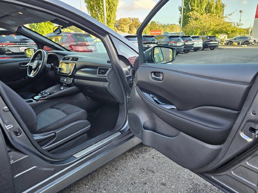 Used 2023 Nissan Leaf SV Plus FWD image 13