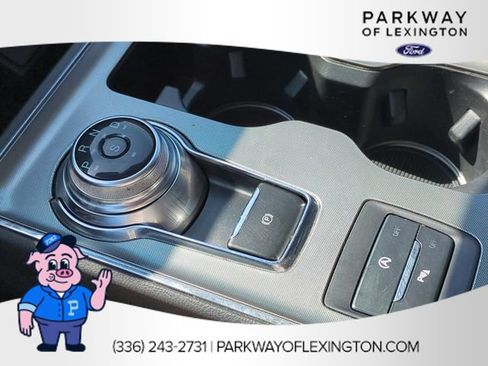 Used 2022 Ford Edge Titanium AWD/4WD image 25