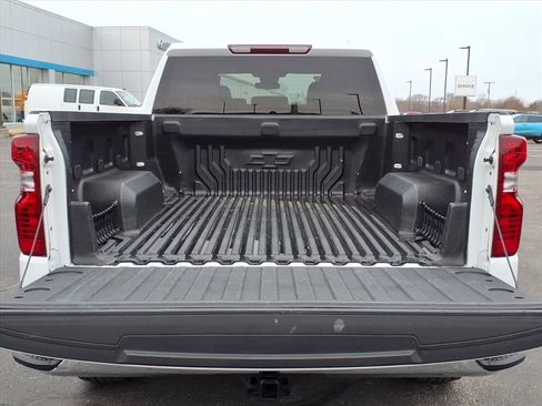 Certified 2024 Chevrolet Silverado 1500 LT AWD/4WD image 17