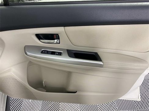 Used 2015 Subaru Crosstrek 2.0i Premium w/ Moonroof Package image 25