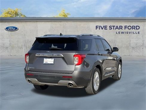 Used 2021 Ford Explorer Limited w/ Equipment Group 301A image 4