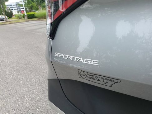 Used 2024 Kia Sportage LX FWD image 6