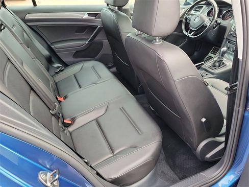 Used 2017 Volkswagen Golf Alltrack SE image 17