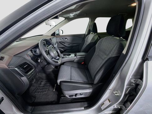 Used 2023 Nissan Rogue SV FWD image 13