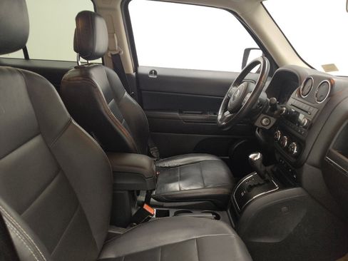 Used 2015 Jeep Patriot High Altitude image 21