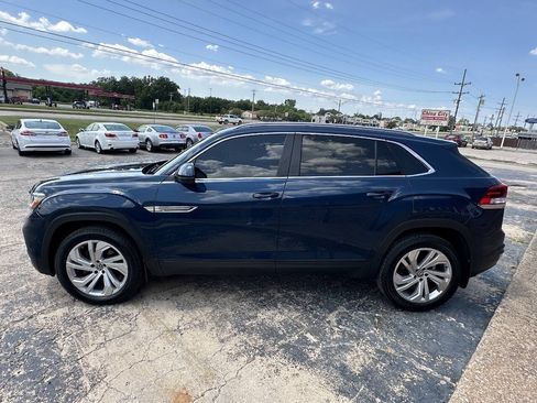 Used 2020 Volkswagen Atlas Cross Sport SEL AWD/4WD image 5