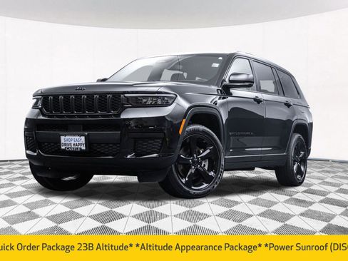 Used 2023 Jeep Grand Cherokee L Laredo AWD/4WD image 2