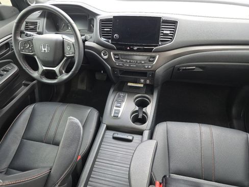 Certified 2023 Honda Passport TrailSport image 26