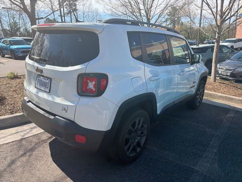 Used 2016 Jeep Renegade 75th Anniversary image 2