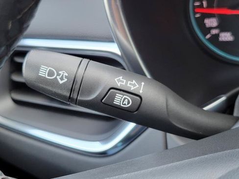 Used 2024 Chevrolet Equinox LT FWD image 21