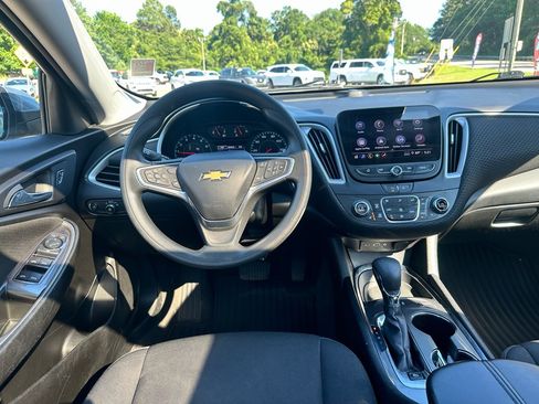 Used 2023 Chevrolet Malibu LT FWD image 22