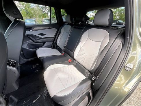 New 2026 Volkswagen Tiguan SE R-Line AWD/4WD image 15