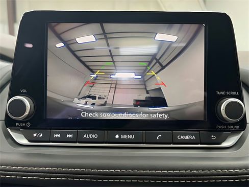 Used 2023 Nissan Rogue SV w/ SV Premium Package image 42