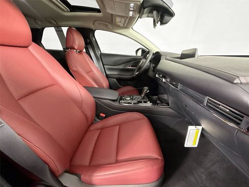 New 2025 MAZDA CX-30 AWD 2.5 S w/ Preferred Package image 42