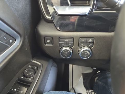 Certified 2025 GMC Sierra 1500 SLT AWD/4WD image 20