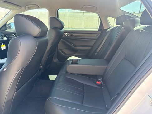 Used 2022 Honda Accord Sport Special Edition image 10
