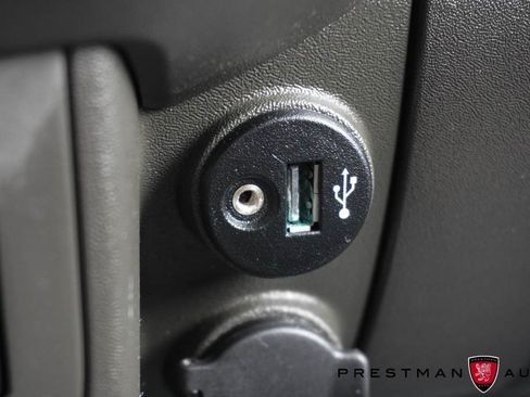 Used 2021 Nissan Frontier PRO-4X w/ Pro-4x Utility Package image 45