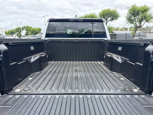 New 2026 Toyota Tacoma SR5 RWD image 9