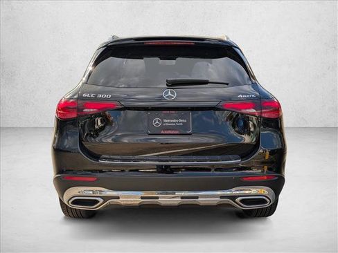 New 2026 Mercedes-Benz GLC 300 4MATIC image 9